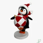 Pinguino con Palla Rossa